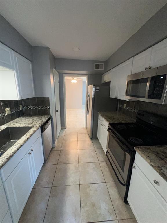 Foto del edificio - 10379 Briar Forest Dr