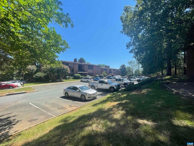 Building Photo - 123 Turtle Creek Rd