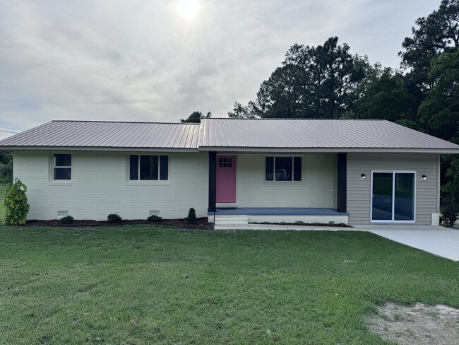 Building Photo - 1084 Windblow Rd