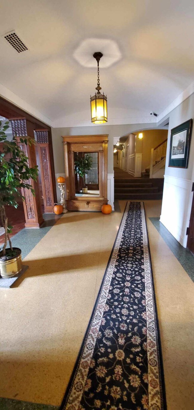 Foto del edificio - 317 S Oak Park Ave