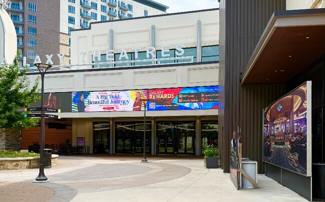 Building Photo - 5604 Perrin St