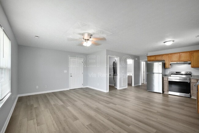 Building Photo - 300 Keeneland Dr