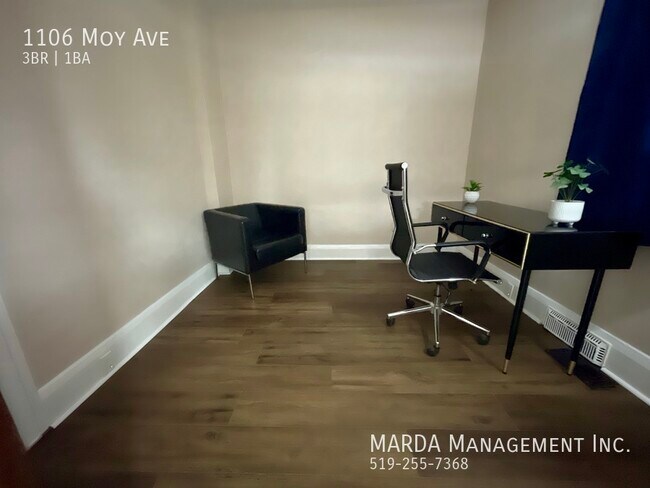 Photo du bâtiment - CHARMING 3+1 BED/1BATH HOUSE - WALKERVILLE...