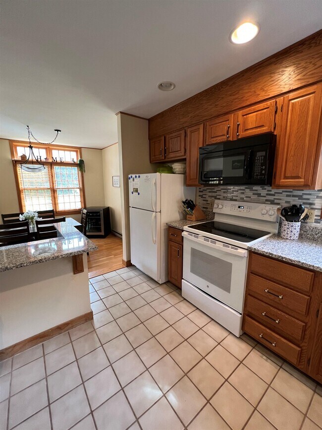 Building Photo - 9 Mulligan Ct
