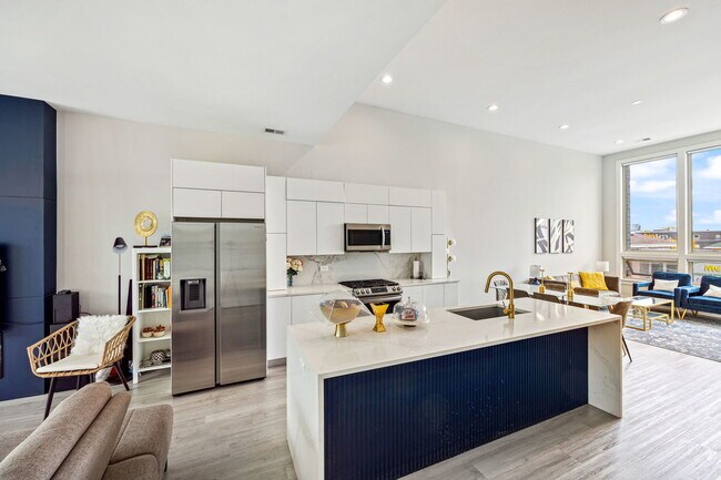 Foto del edificio - 4931 N Kimball Ave