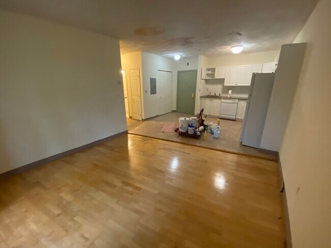 Foto del edificio - 373 Highland Ave