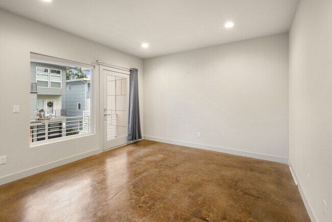 Foto del edificio - 12106 78th Ct NE
