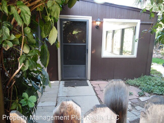 Building Photo - 2 br, 1 bath House - 934 Dannys Court
