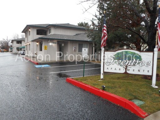 Primary Photo - 830 G St
