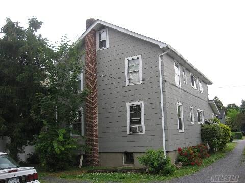 Foto del edificio - 48 Arnold Ave