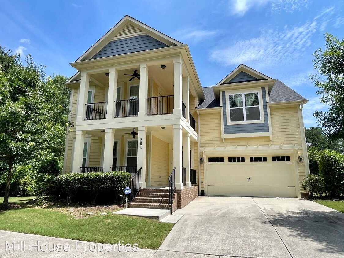 Primary Photo - 4 br, 3.5 bath House - 204 Tuckers Pond Drive