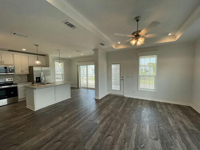 Foto del edificio - 34669 Ballyhoo Dr