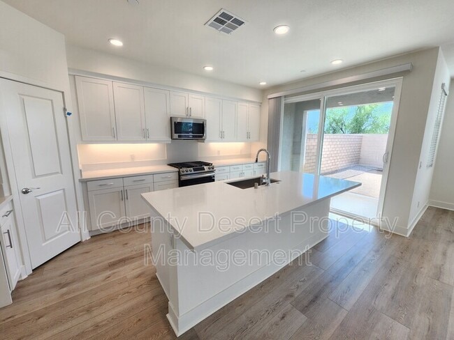 Building Photo - 43355 Passagio Lago Way
