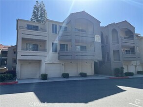 Building Photo - 1010 La Terraza Cir