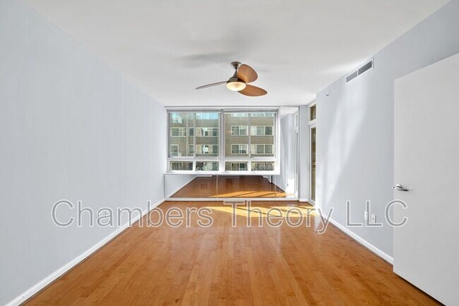 Building Photo - 350 G St SW