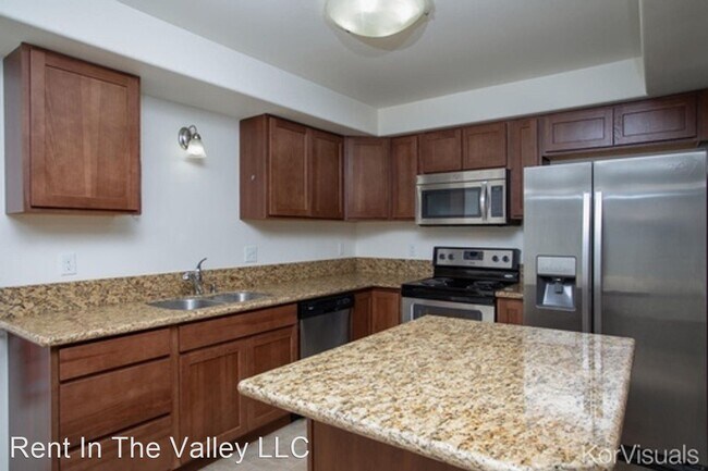 Building Photo - 5595 S Irwin Dr