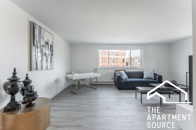 Foto del edificio - 7619 N Sheridan Rd