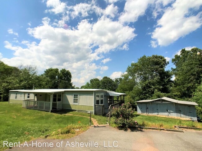 Building Photo - 3 br, 1.5 bath House - 39 Georgetown Dr