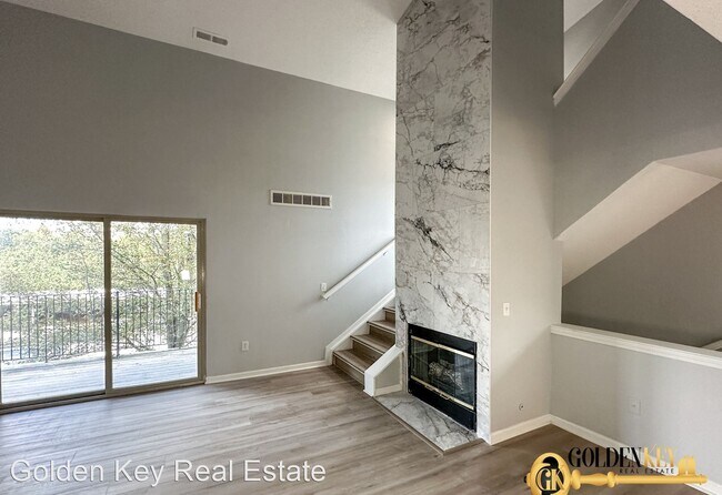 Foto del edificio - 3 br, 3 bath House - 11201 Pinehurst Ln