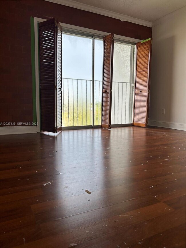 Foto del edificio - 7801 NE 4th Ct
