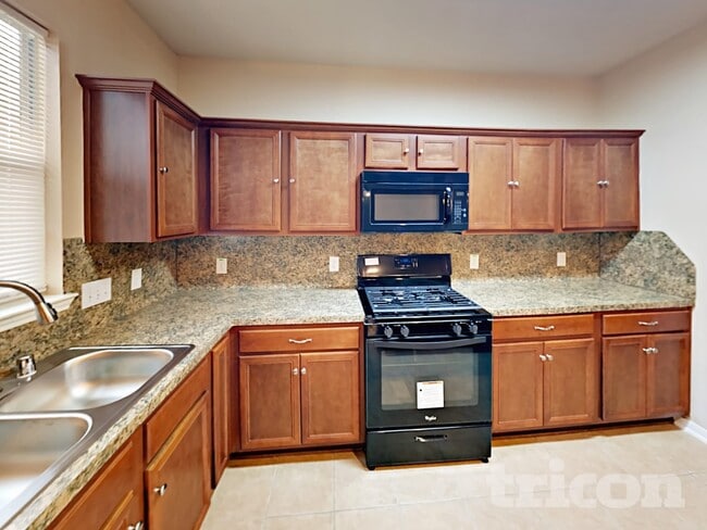 Foto del edificio - 410 Crosby Village Dr