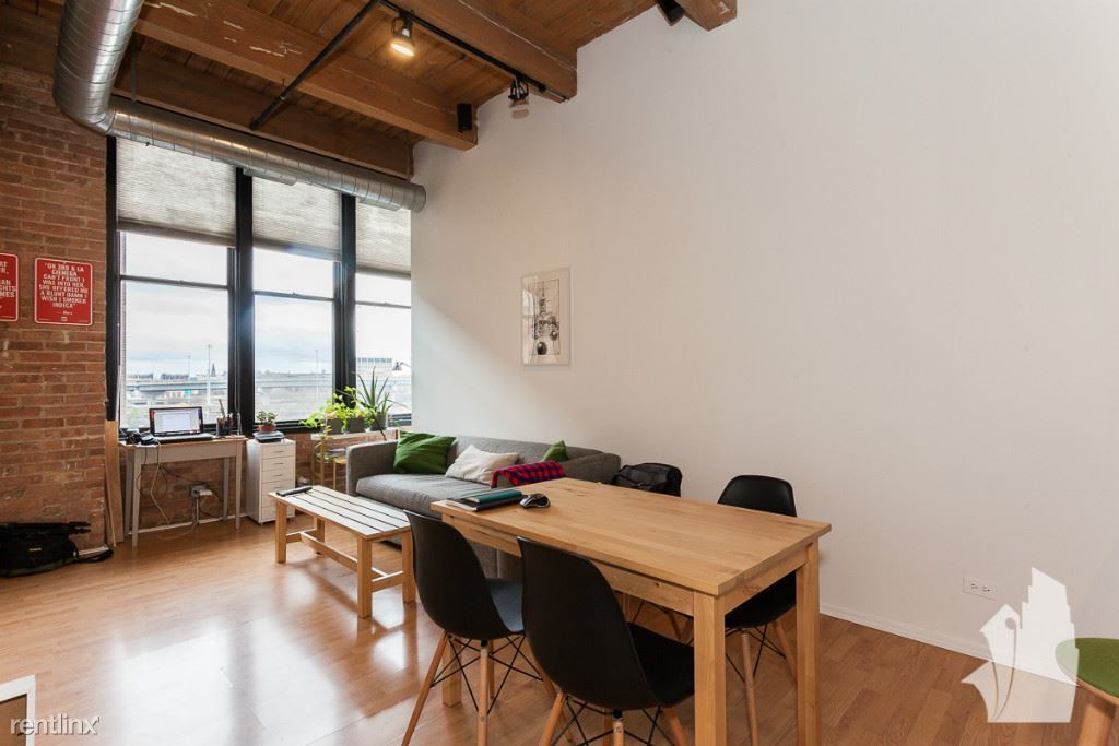 Foto principal - 728 W Jackson Blvd