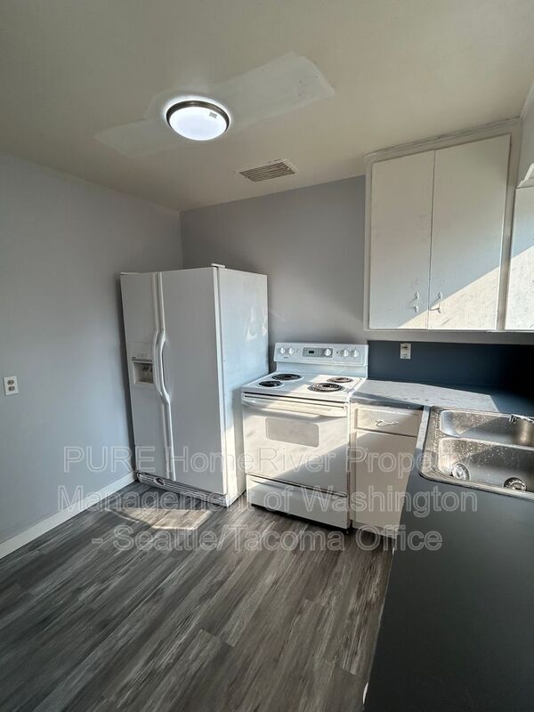 Foto del edificio - 721 S Ainsworth Ave