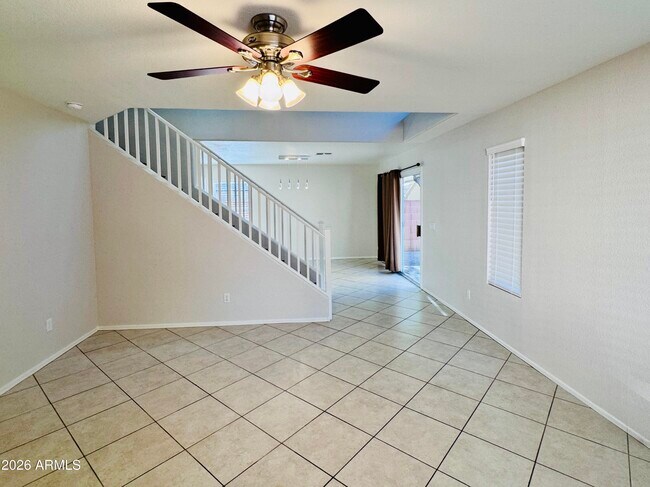 Foto del edificio - 17606 N 17th Pl