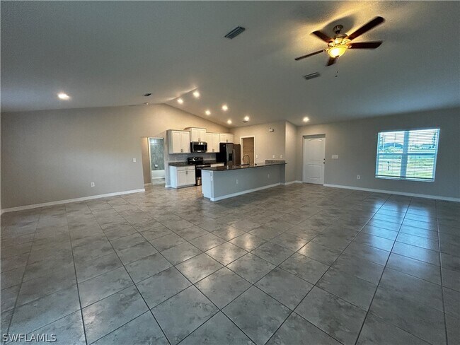 Foto del edificio - 2746 NW 5th Terrace