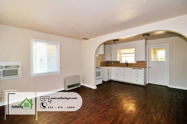 Foto del edificio - 5401 Rosswood St