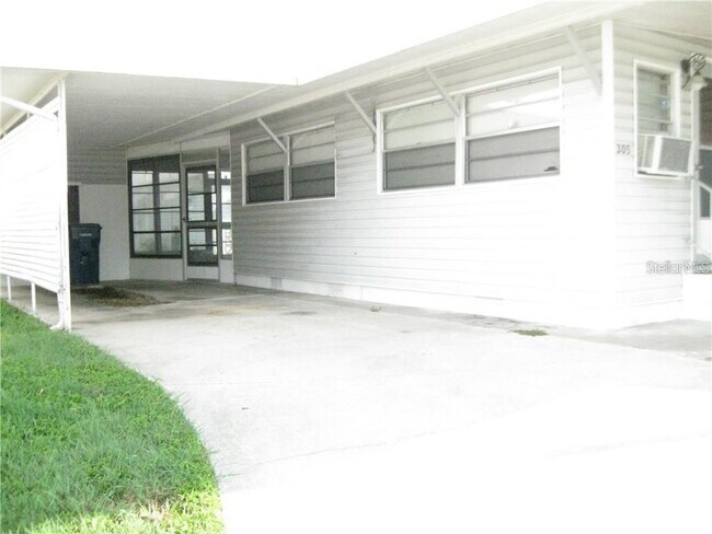 Building Photo - 305 51st Avenue Plaza W