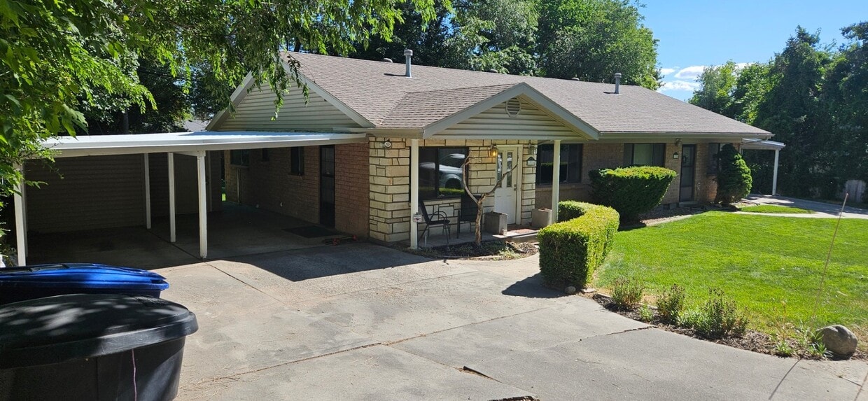 Photo - 1730 E 3990 S (Holladay, UT)