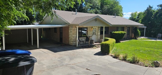 Photo - 1730 E 3990 S (Holladay, UT) Apartment