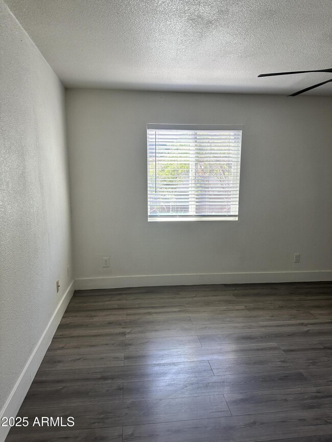Foto del edificio - 3016 N 37th St