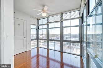 Building Photo - 11800 Sunset Hills Rd