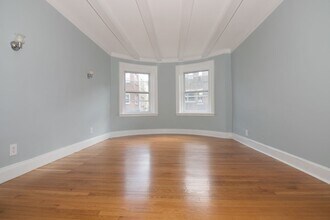 Building Photo - 45 Boulevard Terrace