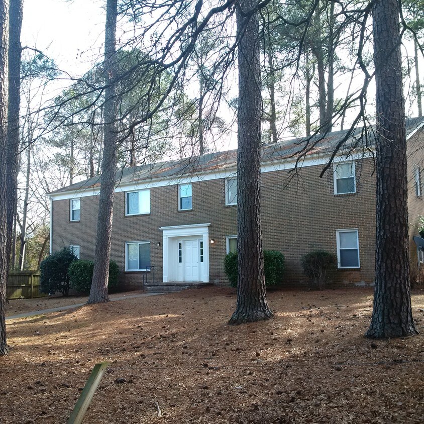 Primary Photo - 1524 Estes Dr