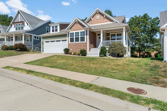 Foto del edificio - Craftsman Style House In The Walden Park