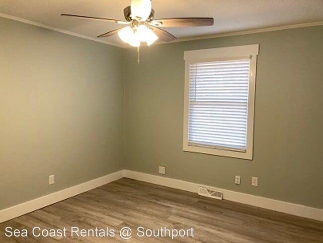 Building Photo - 4 br, 2 bath House - 308 Willis Drive