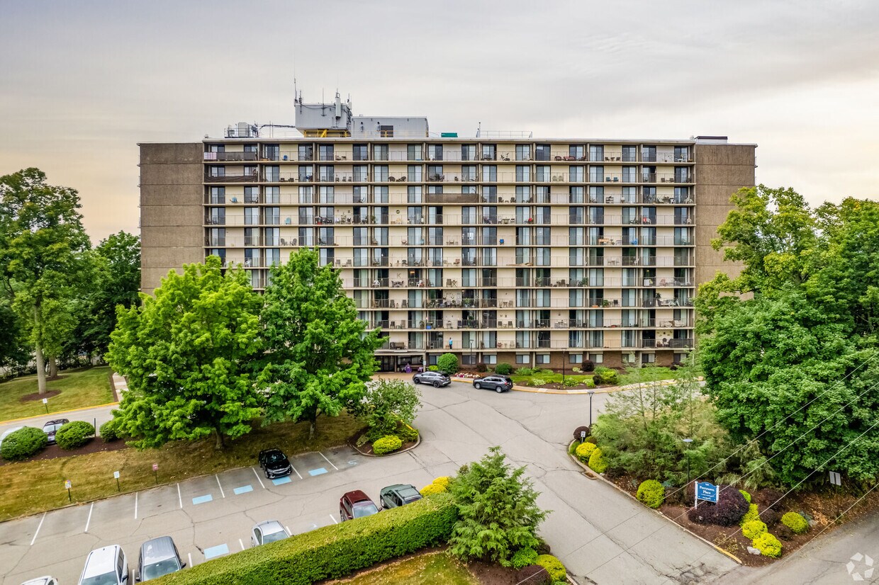 Perrytown Place Apartments in Pittsburgh, PA