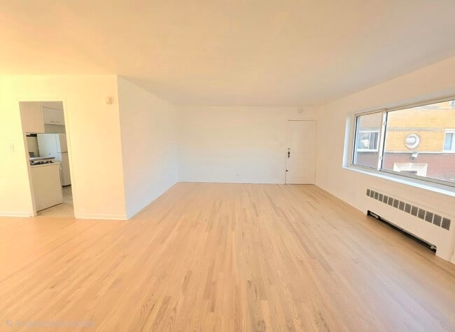 Foto del edificio - 1100 N Harlem Ave