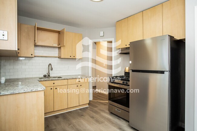 Foto del edificio - 15710 Stephens Rd