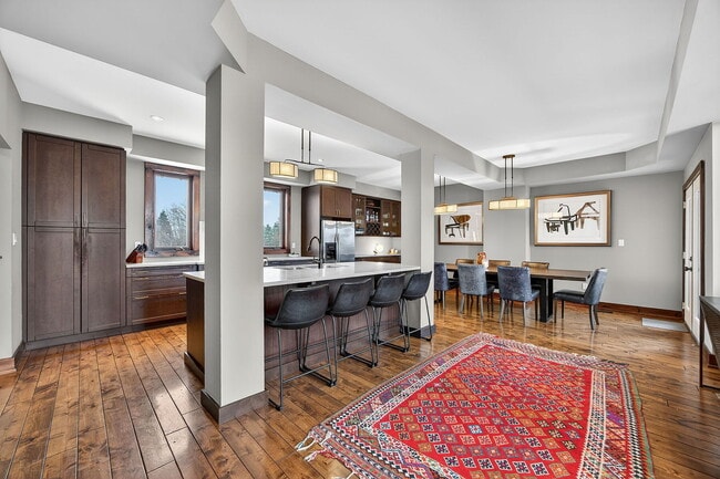 Photo du bâtiment - 119 Venture Boulevard