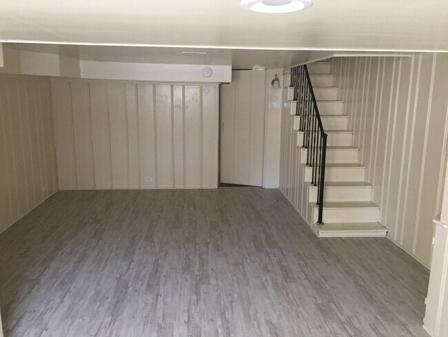 Building Photo - 3 Bedroom Home for Rent !!
