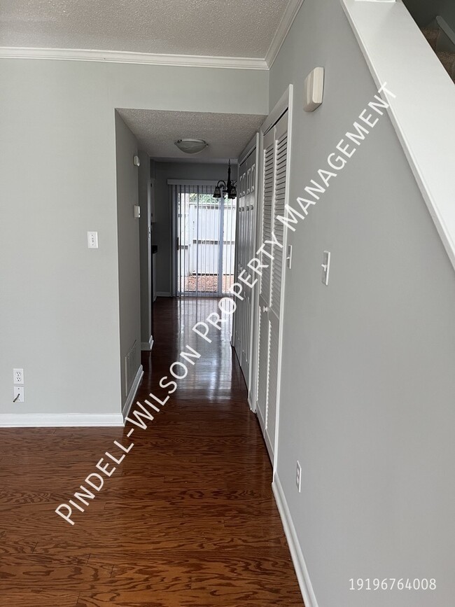 Building Photo - 6907 Staghorn