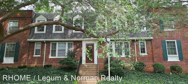 Foto del edificio - 1 br, 1 bath House - 1774 N Troy Street Un...