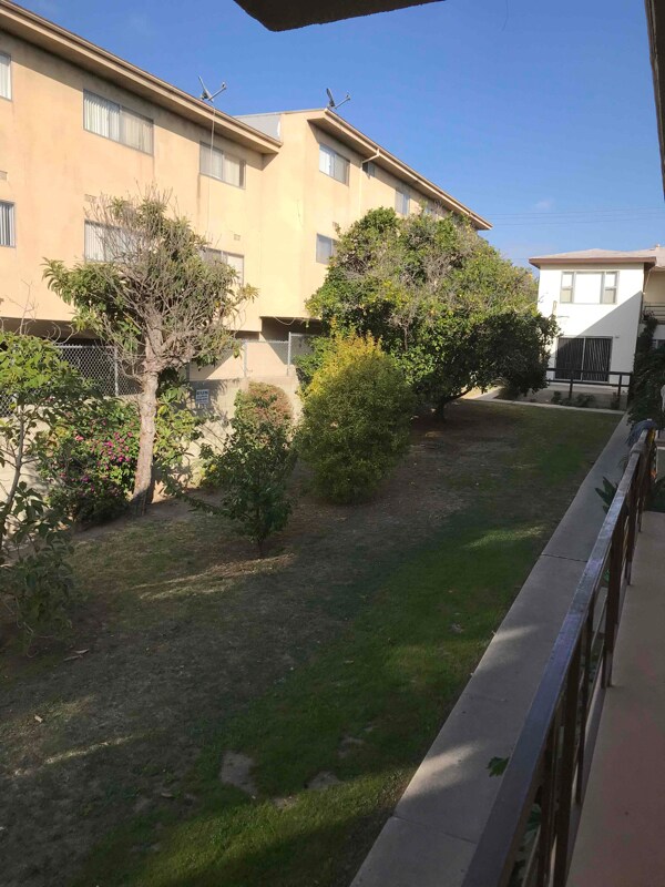 Foto del edificio - 921 N Inglewood Ave