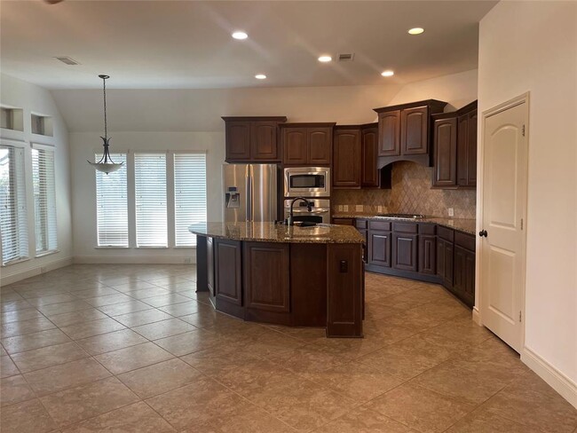 Building Photo - 28735 Primrose Bluff Dr