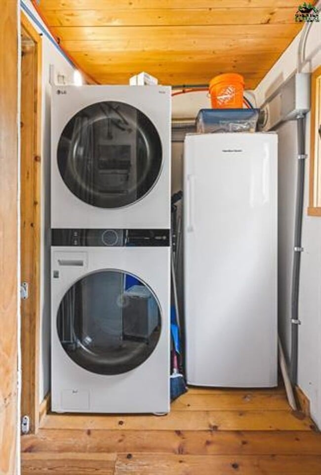 Building Photo - Charming 1-Bedroom Home on the Outskirts o...