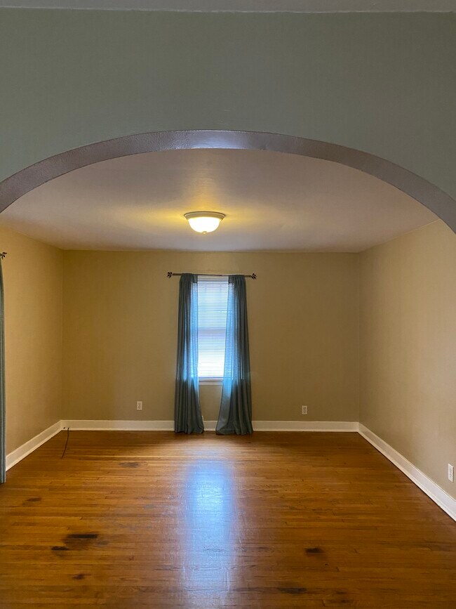 Living Area - 1609 8th St